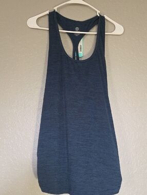 GAIAM Jenna Slim Fit Yoga Racerback Tank Top W/ Ruched Sides